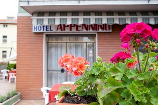 Hotel Appennino サルソマッジョーレ・テルメ エクステリア 写真